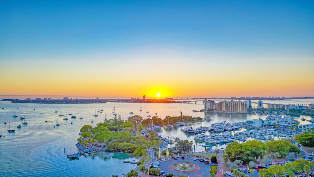 Florida Lifestyle Luxury Condos